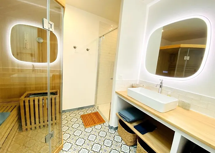 Hébergement de vacances Nature Luxuriante, Jeux En Famille, Workation Et Sauna Pour 1 à 4 Personnes *